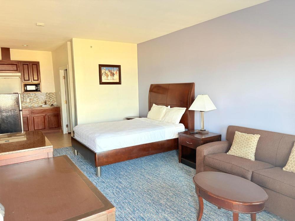 King Bed Accessible interior